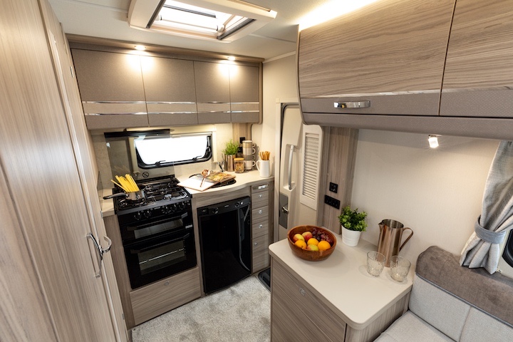 New Elddis Autoquest 115 Motorhome | N113499 | Leisure World Group