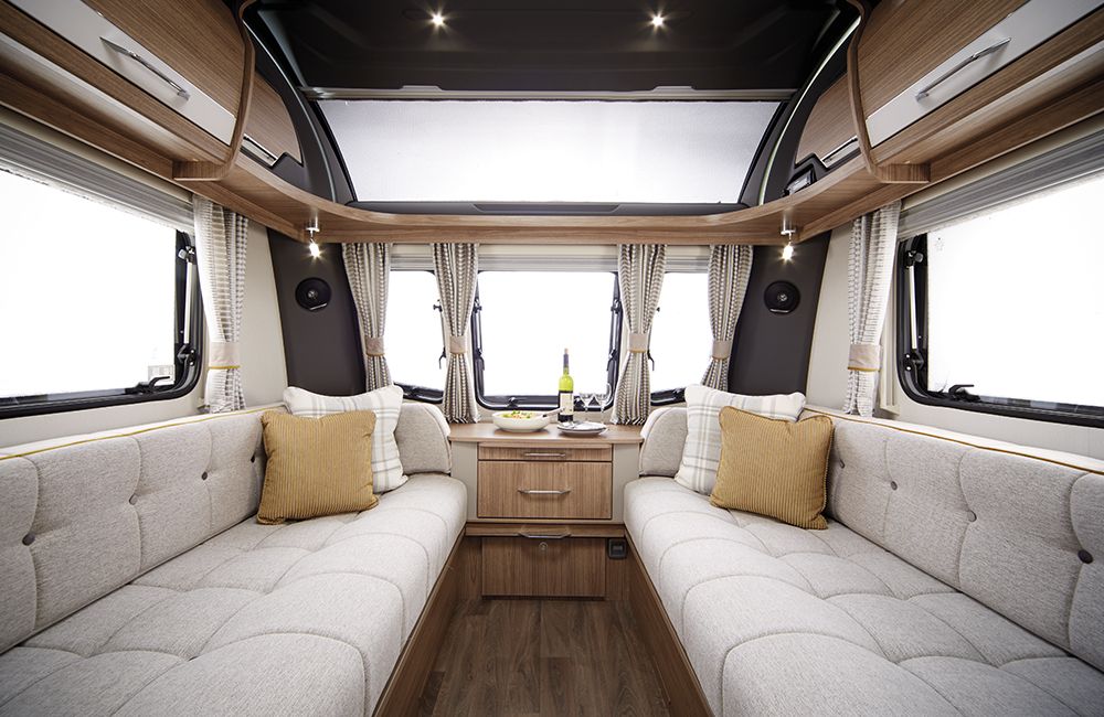 New Coachman VIP 520 Caravan N111884 Leisure World Group